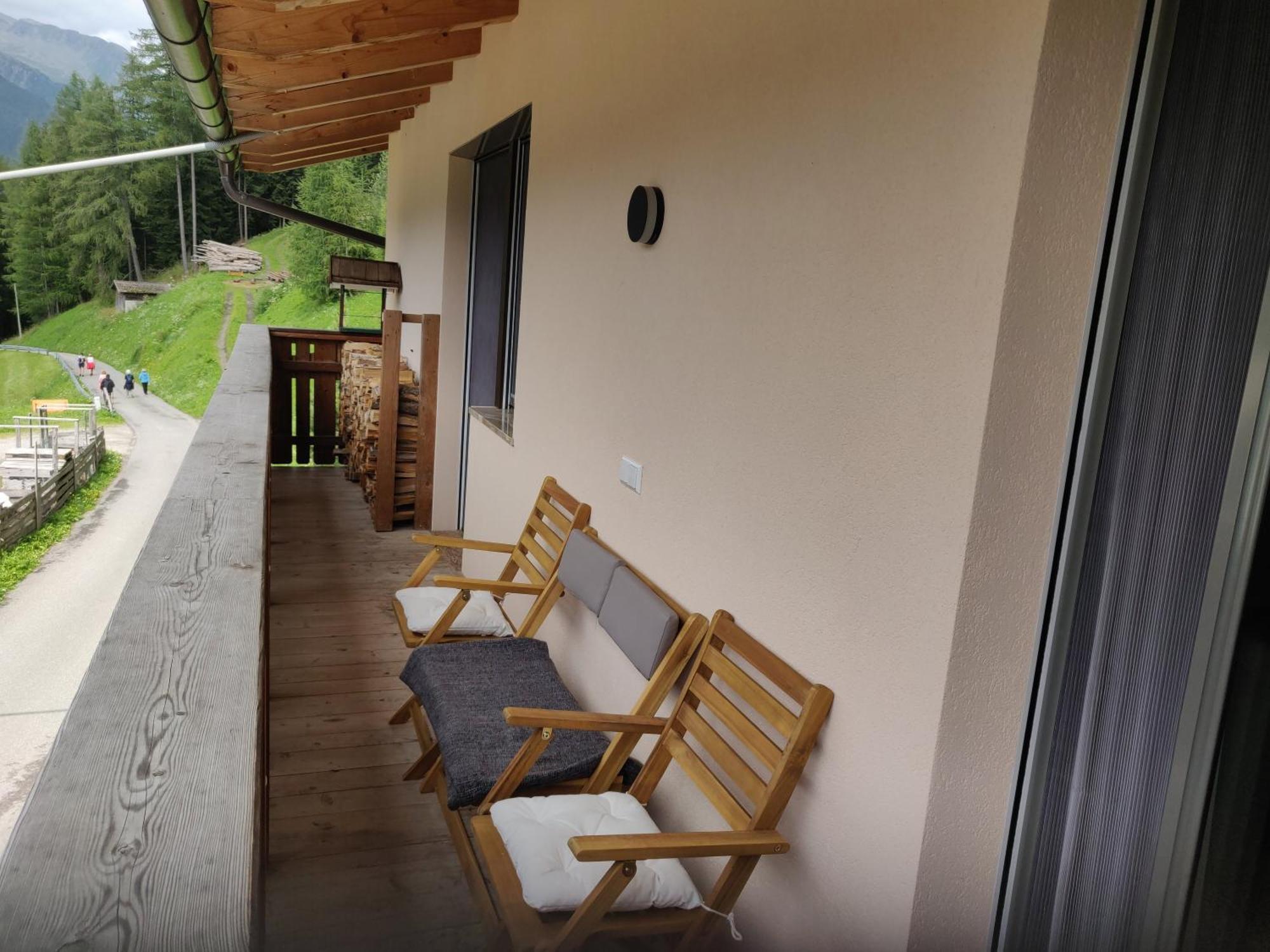 Innertrein Cadipietra Exterior foto